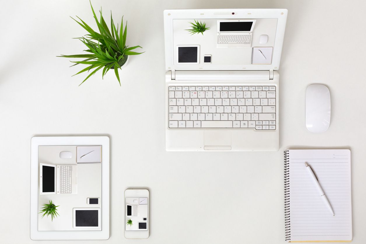 JS with logos of Firefox & IE browser